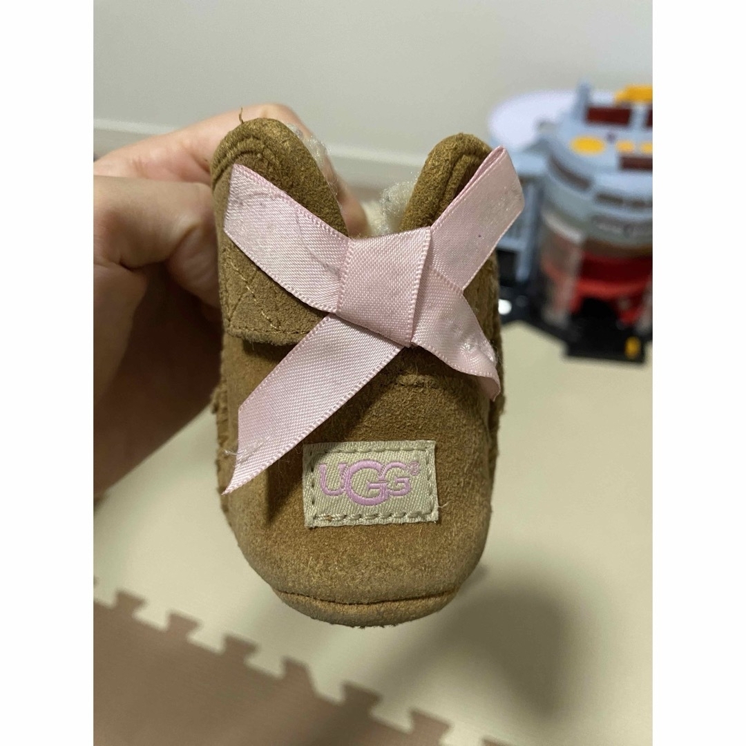 UGG(アグ)のベビー　キッズ　UGGブーツ キッズ/ベビー/マタニティのベビー靴/シューズ(~14cm)(ブーツ)の商品写真