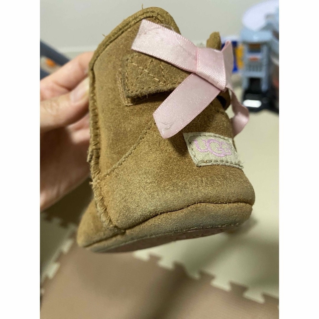 UGG(アグ)のベビー　キッズ　UGGブーツ キッズ/ベビー/マタニティのベビー靴/シューズ(~14cm)(ブーツ)の商品写真