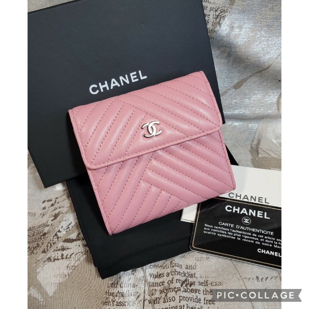 CHANEL(シャネル)の未使用 ❣️超レア❣️CHANEL シェブロン スモール フラップウォレット レディースのファッション小物(財布)の商品写真