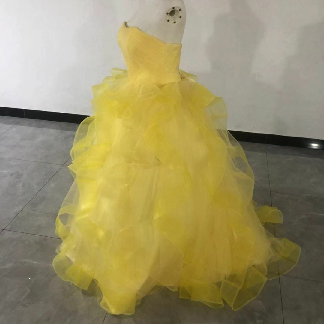 パーティードレス イエロー ベアトップ 柔らかく重ねたチュールスカート 披露宴  レディースのフォーマル/ドレス(ウェディングドレス)の商品写真