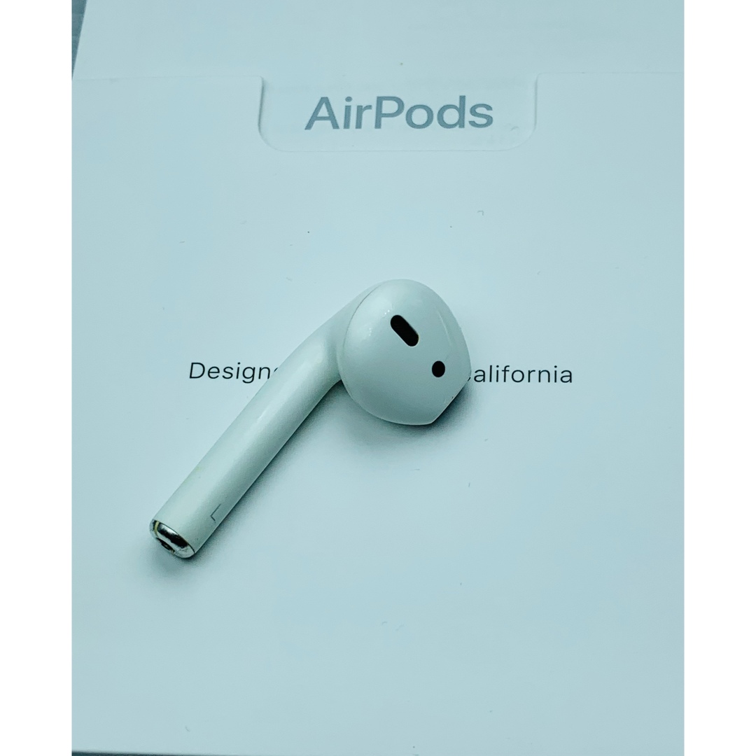 Apple(アップル)のApple AirPods 第1世代の左側イヤホンA1722のみ　正規品動作品 スマホ/家電/カメラのオーディオ機器(ヘッドフォン/イヤフォン)の商品写真