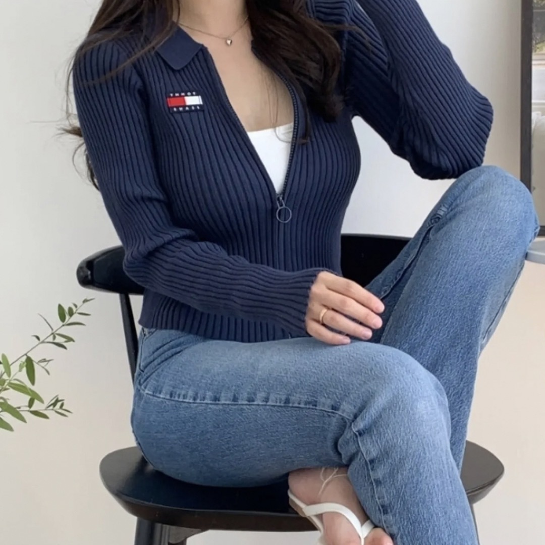 TOMMY HILFIGER(トミーヒルフィガー)のTommy Hilfiger ショート丈ニット レディースのトップス(ニット/セーター)の商品写真