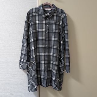 ザラ(ZARA)のZARA　チェックポケット付きAラインシャツ　ネルシャツ(シャツ/ブラウス(長袖/七分))