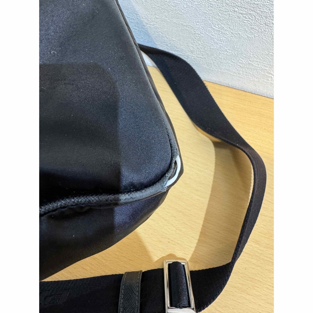 PRADA(プラダ)のプラダ　ナイロンショルダーバック　PRADA メンズのバッグ(ショルダーバッグ)の商品写真