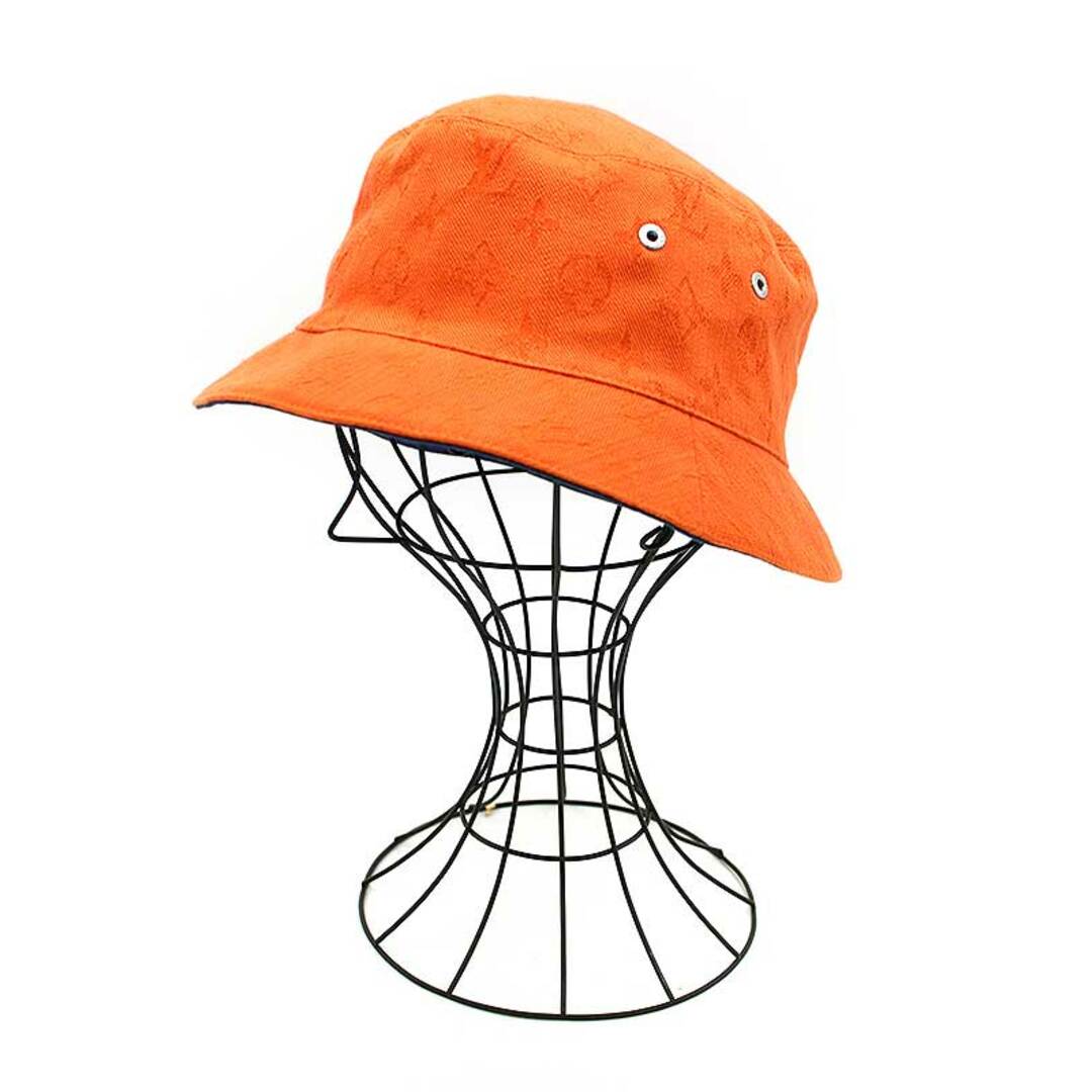 LOUIS VUITTON(ルイヴィトン)のLOUIS VUITTON ルイヴィトン シャポー モノグラム リバーシブルバケットハット オレンジ×ネイビー 58 M76210 メンズの帽子(キャップ)の商品写真