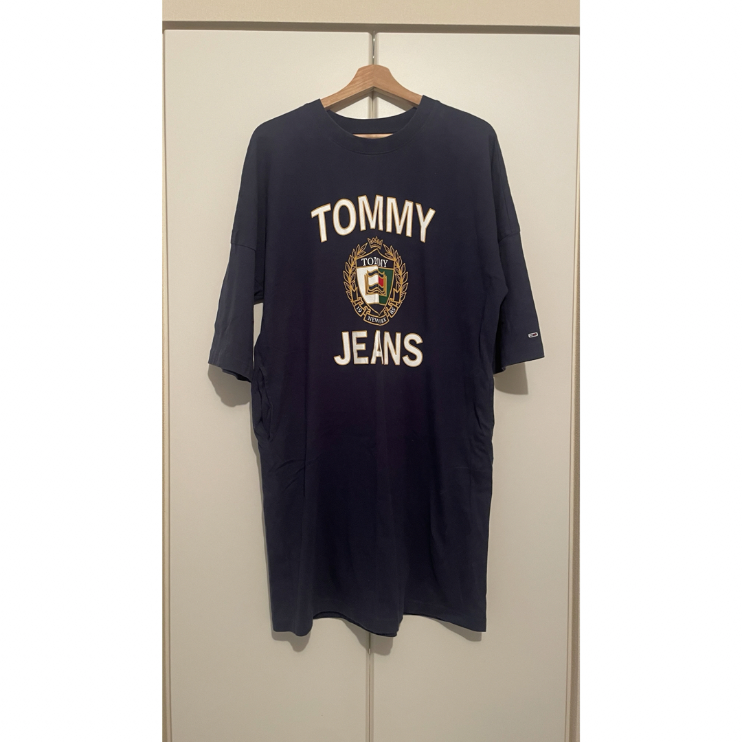 TOMMY JEANS(トミージーンズ)のトミージーンズ　レディース　ワンピース レディースのワンピース(ロングワンピース/マキシワンピース)の商品写真