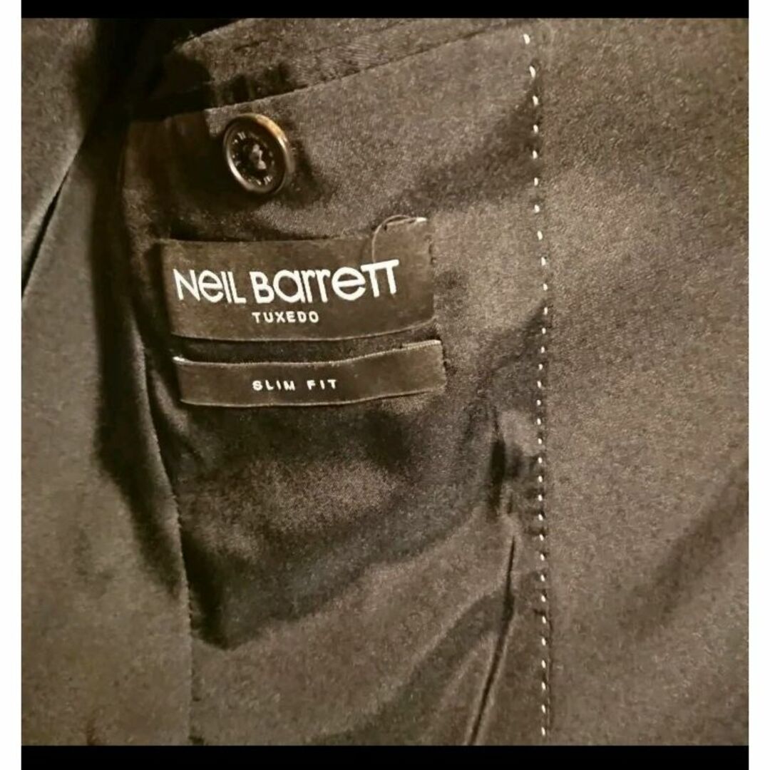 NEIL BARRETT(ニールバレット)のNEIL BARRETT スモーキングjk メンズのジャケット/アウター(テーラードジャケット)の商品写真