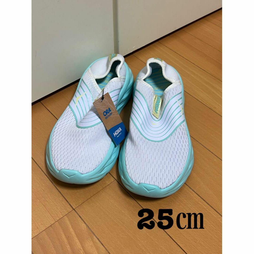 HOKA ONE ONE(ホカオネオネ)の新品　ホカオネオネ　HOKA one one スポーツサンダル　ブルー系　25㎝ レディースの靴/シューズ(サンダル)の商品写真