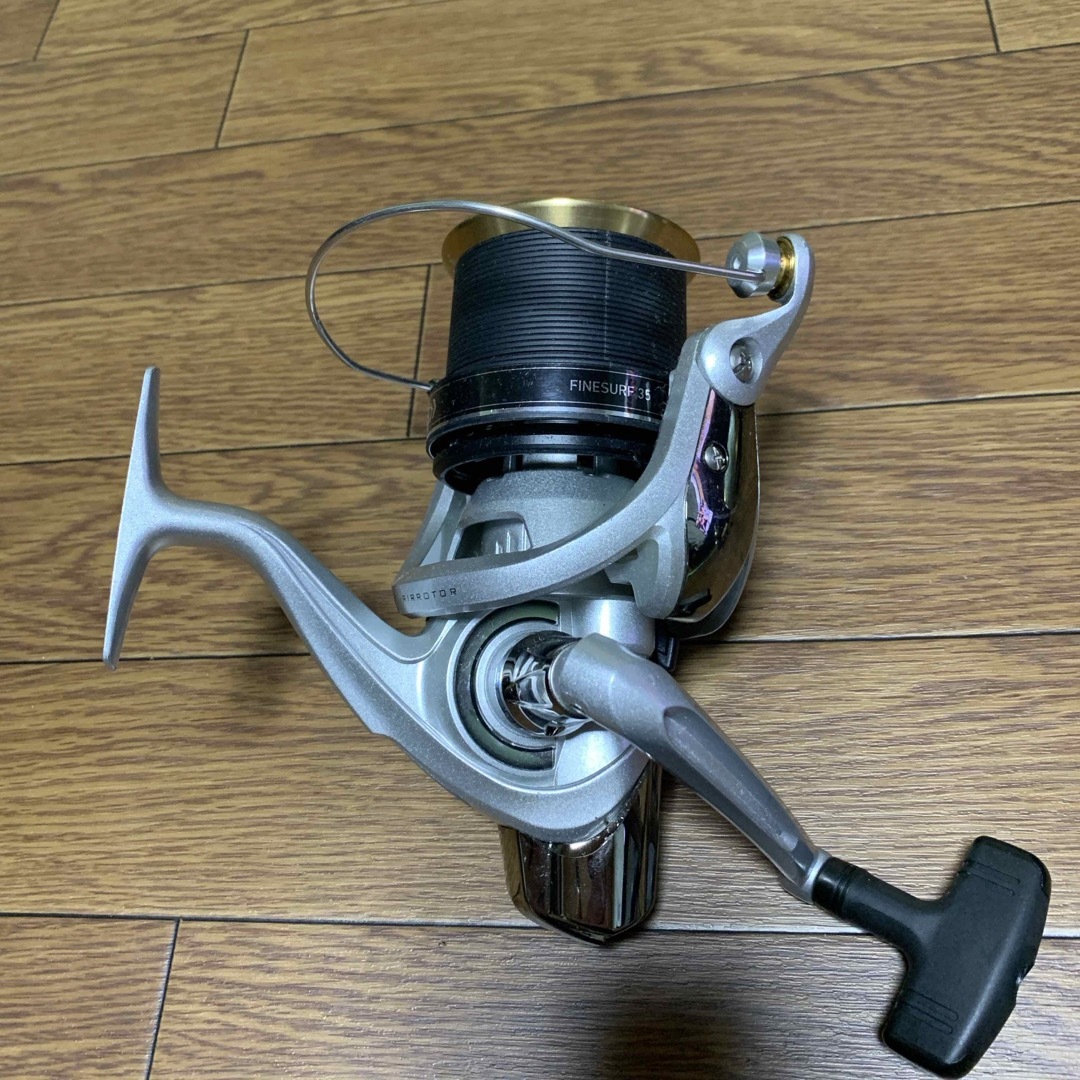 DAIWA(ダイワ)のDAIWA FINESURE 35 スポーツ/アウトドアのフィッシング(リール)の商品写真