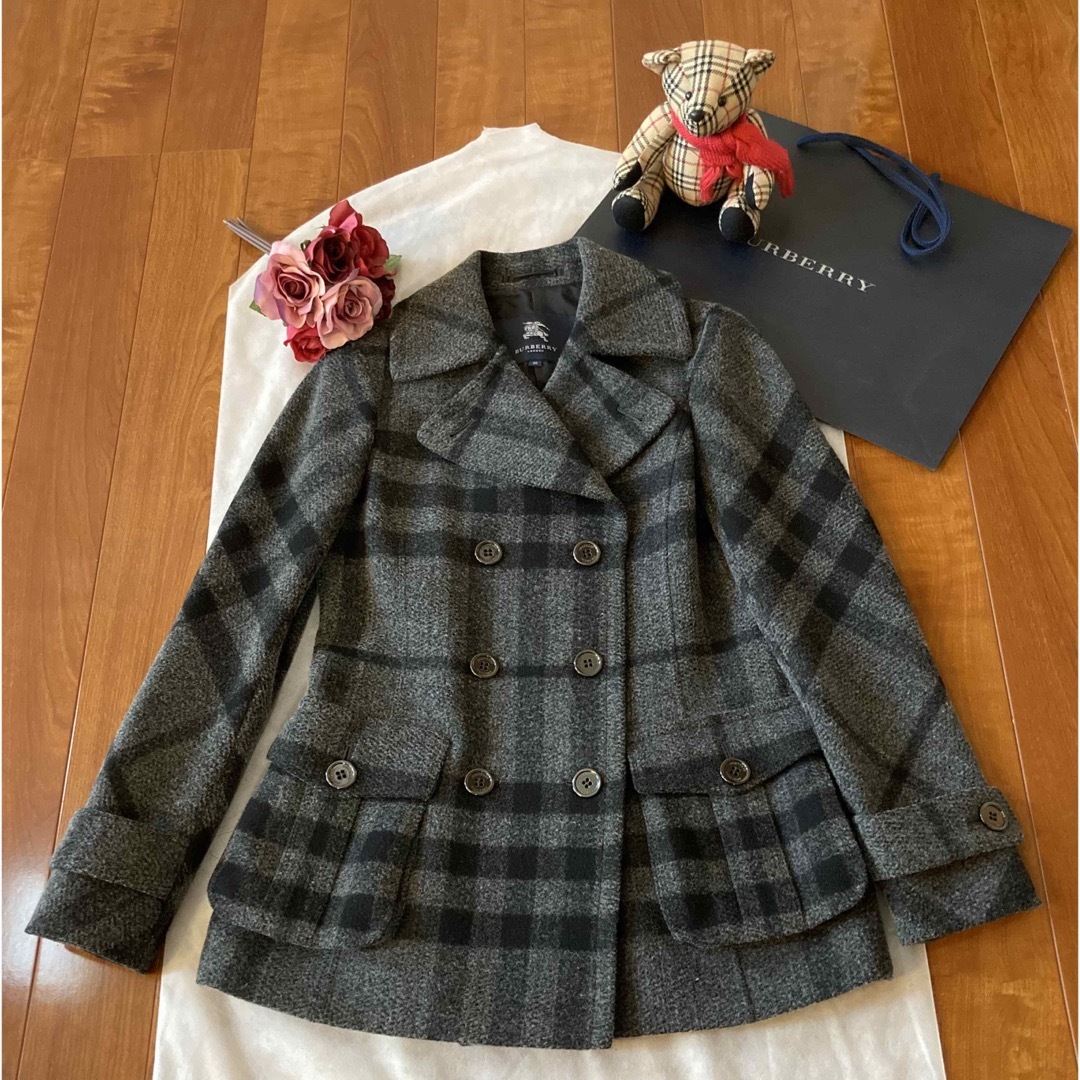 BURBERRY(バーバリー)のバーバリーロンドン✨　新品同様✨　あったかウールダブルジャケット レディースのジャケット/アウター(テーラードジャケット)の商品写真