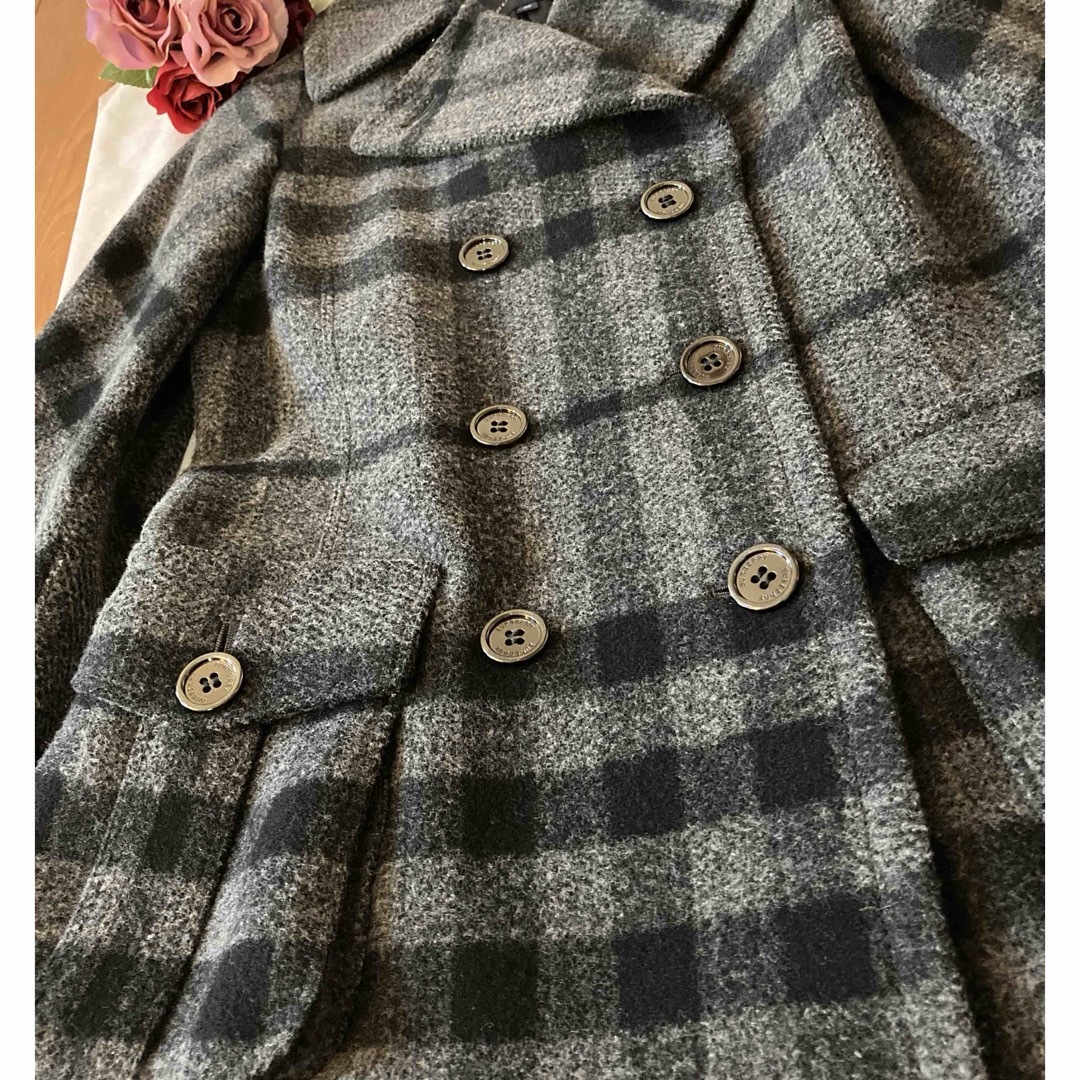 BURBERRY(バーバリー)のバーバリーロンドン✨　新品同様✨　あったかウールダブルジャケット レディースのジャケット/アウター(テーラードジャケット)の商品写真