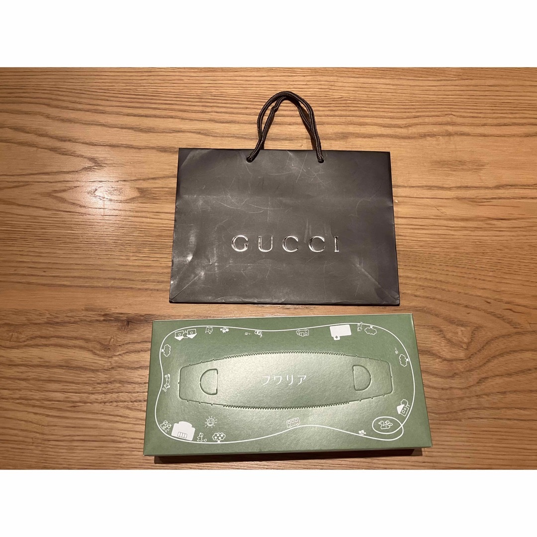 Gucci(グッチ)のグッチの紙袋 レディースのバッグ(ショップ袋)の商品写真