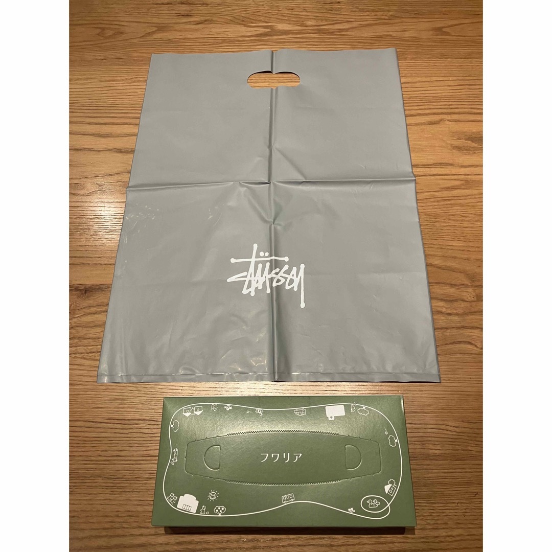 STUSSY(ステューシー)のステューシー30周年紙袋とビニール袋 レディースのバッグ(ショップ袋)の商品写真