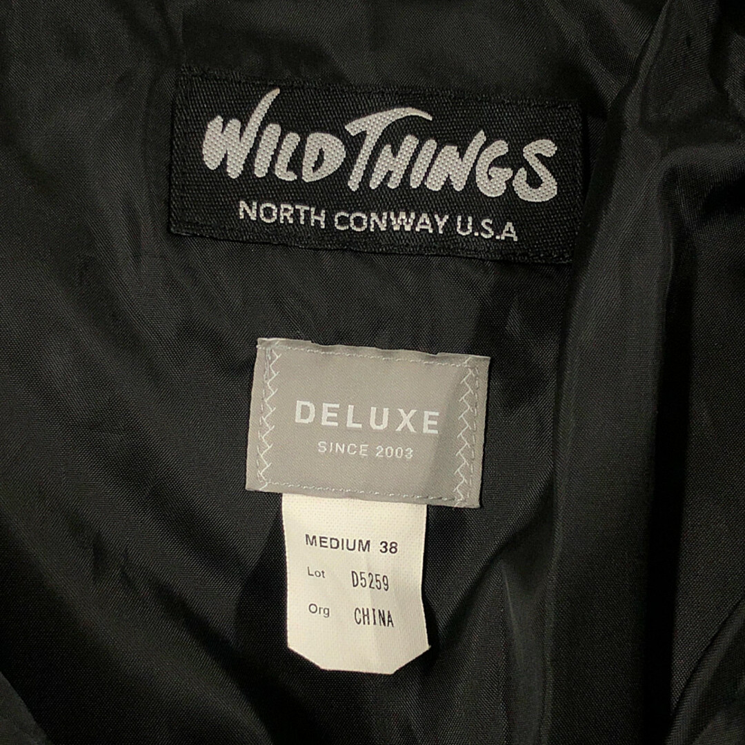 DELUXE(デラックス)のDELUXE デラックス × WILD THINGS ワイルドシングス 品番 19AD5259 DOWN JACKET ダウンジャケット 白×黒 サイズM 正規品 / 32990 メンズのジャケット/アウター(ダウンジャケット)の商品写真