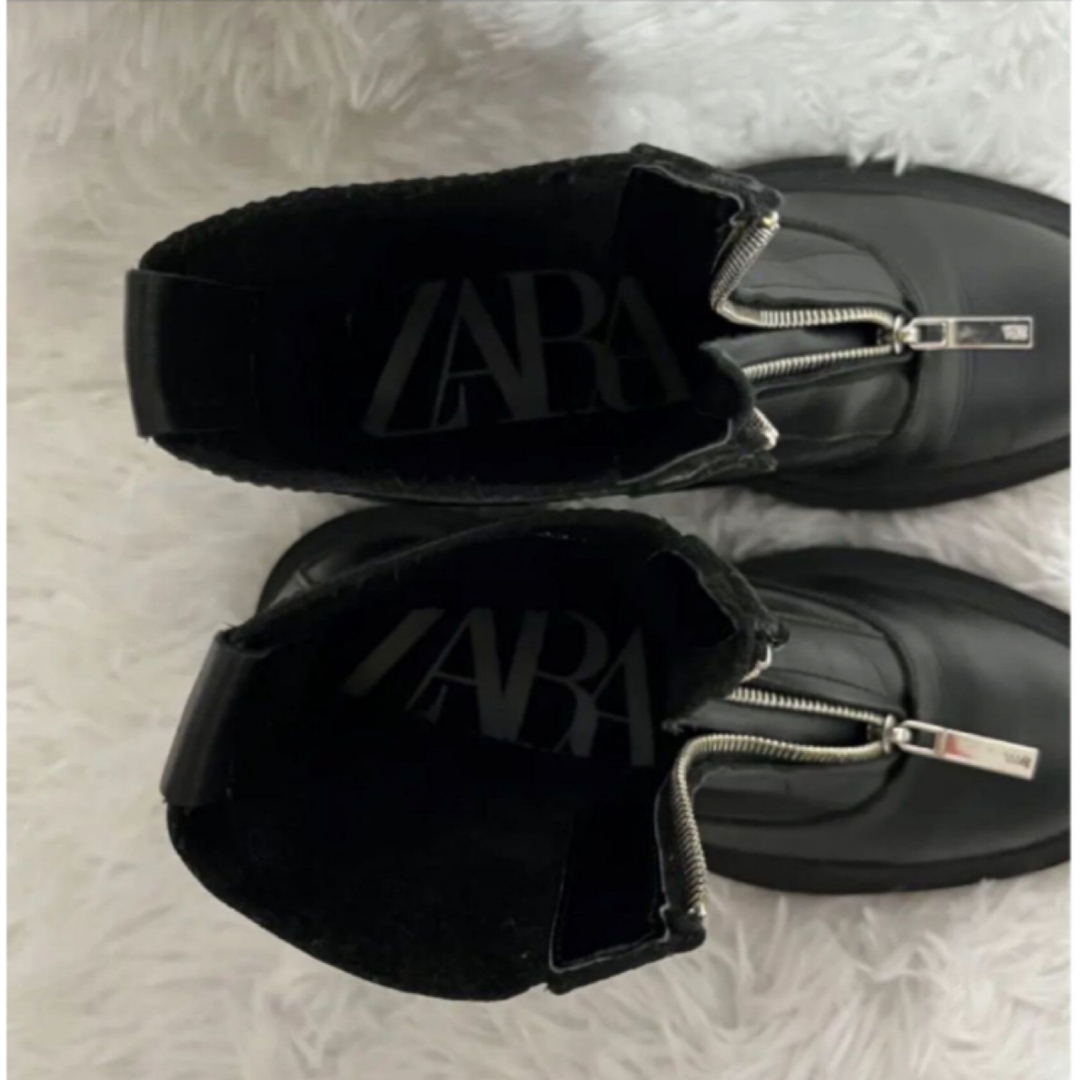 ZARA(ザラ)のZARA ジッパー リアルレザー アンクルブーツ　37  レディースの靴/シューズ(ブーツ)の商品写真