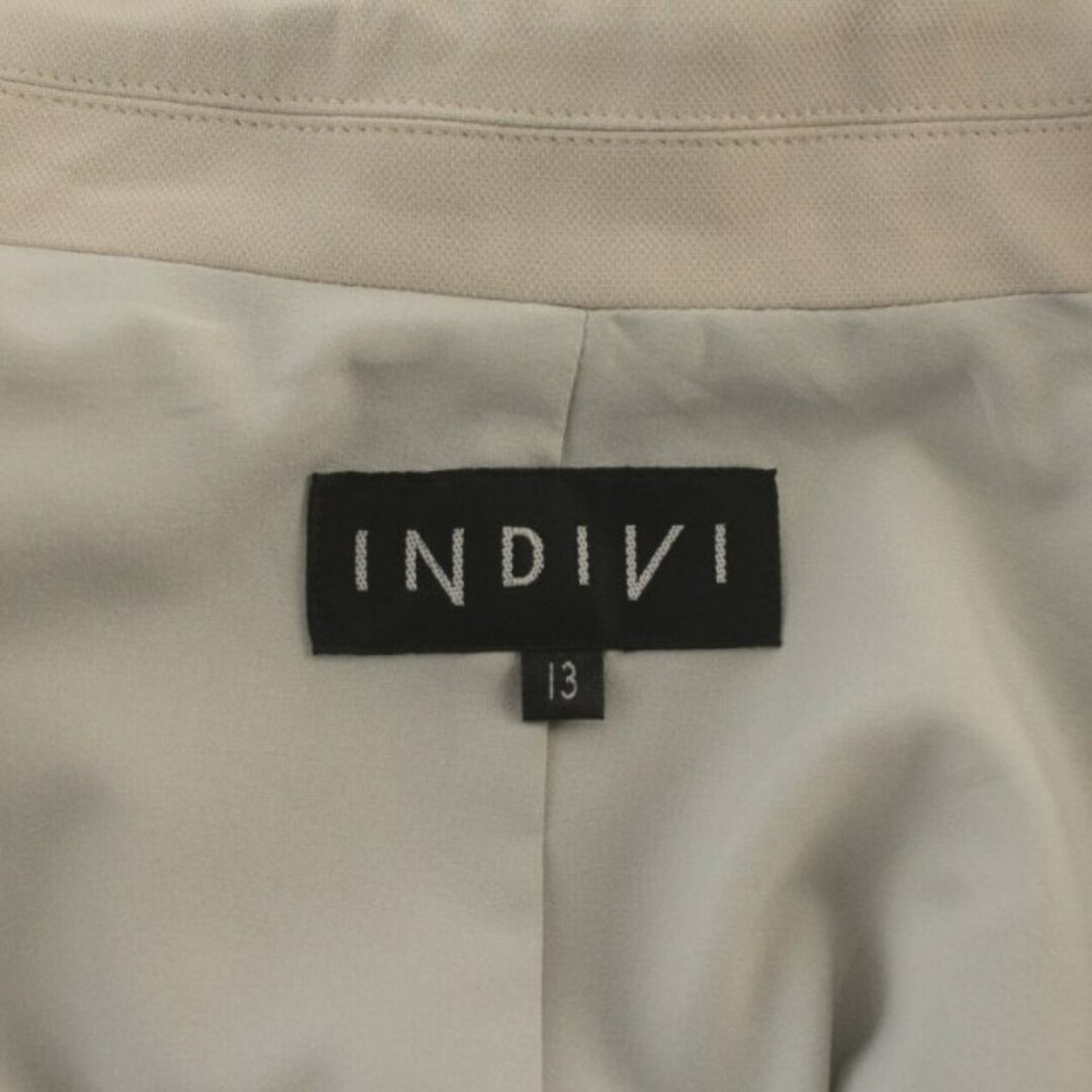 INDIVI(インディヴィ)のインディヴィ 合繊テーラードジャケット 13 XL 大きいサイズ ベージュ レディースのジャケット/アウター(その他)の商品写真