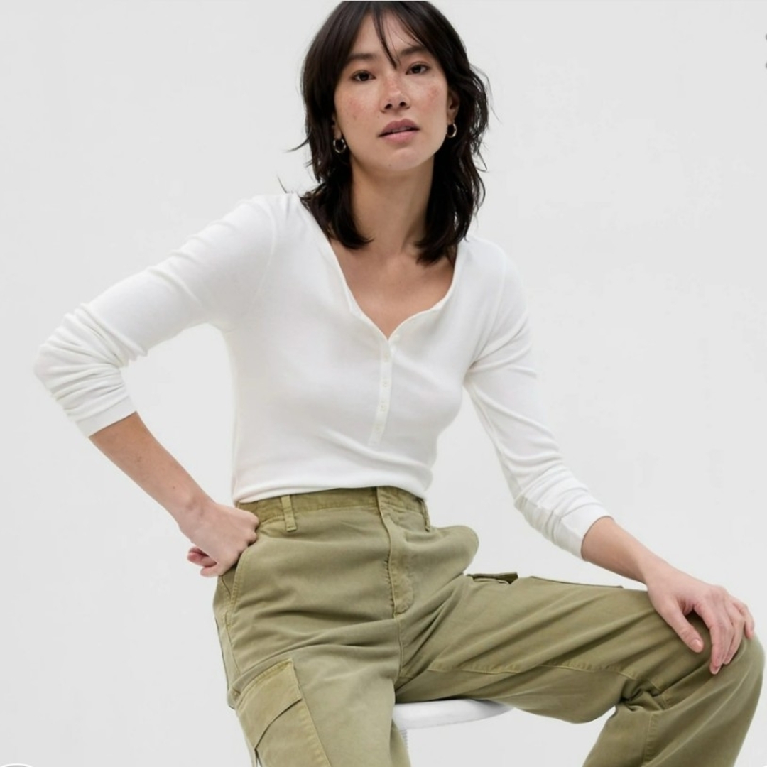 GAP(ギャップ)のGAP　モダンヘンリーネックTシャツ メンズのトップス(Tシャツ/カットソー(七分/長袖))の商品写真