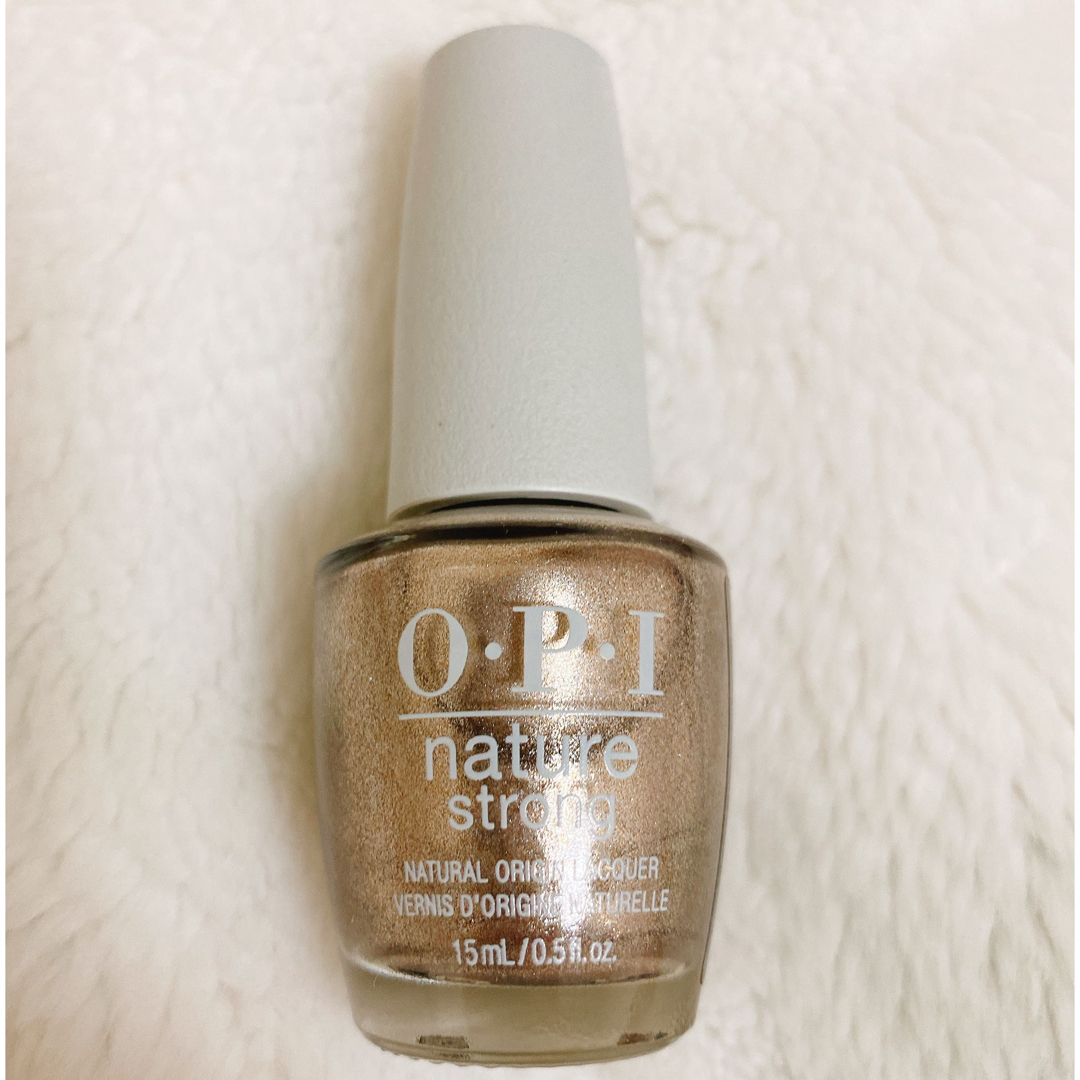 OPI(オーピーアイ)のOPI nature strong マニキュア コスメ/美容のネイル(マニキュア)の商品写真