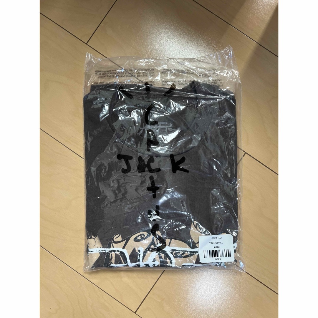 【限定】Travis Scott Utopia Tシャツ L メンズのトップス(Tシャツ/カットソー(半袖/袖なし))の商品写真