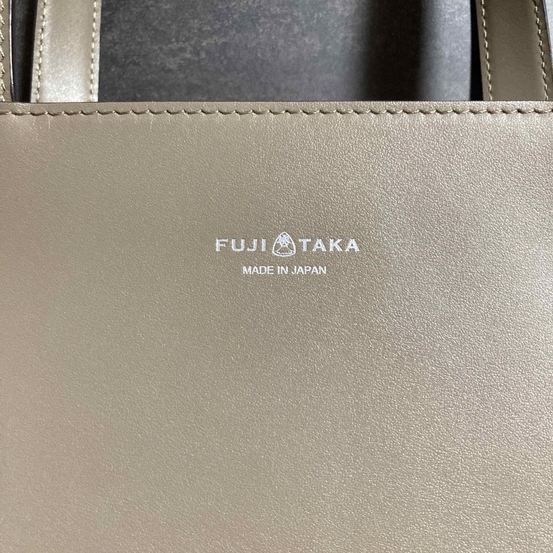 FUJITAKA(フジタカ)のフジタカ ハンドバッグ グレージュ レディースのバッグ(ショルダーバッグ)の商品写真