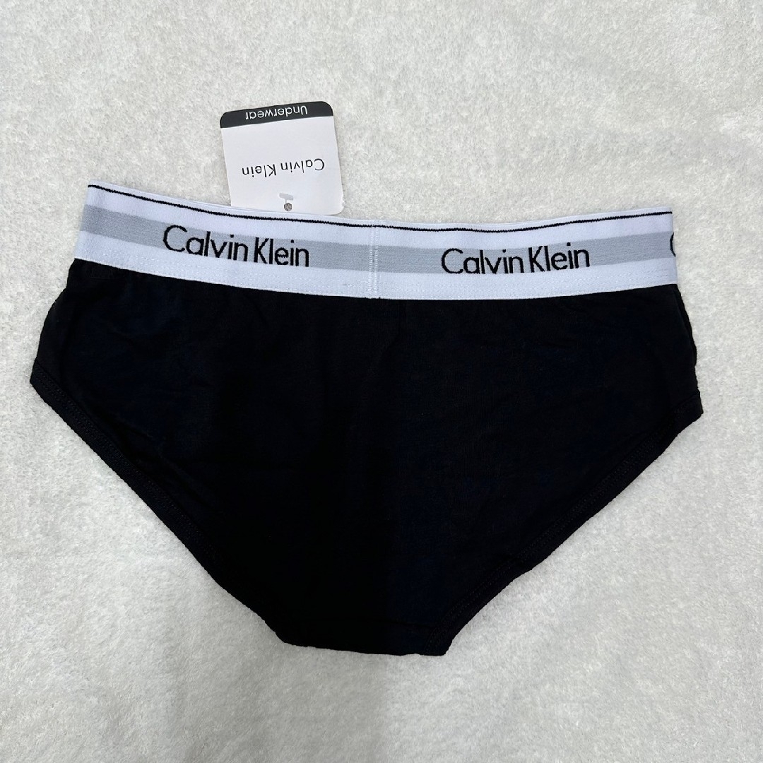 Calvin Klein(カルバンクライン)の新品未使用♡　Lサイズカルバンクライン　レディース　タンクトップショーツセット レディースの下着/アンダーウェア(ブラ&ショーツセット)の商品写真