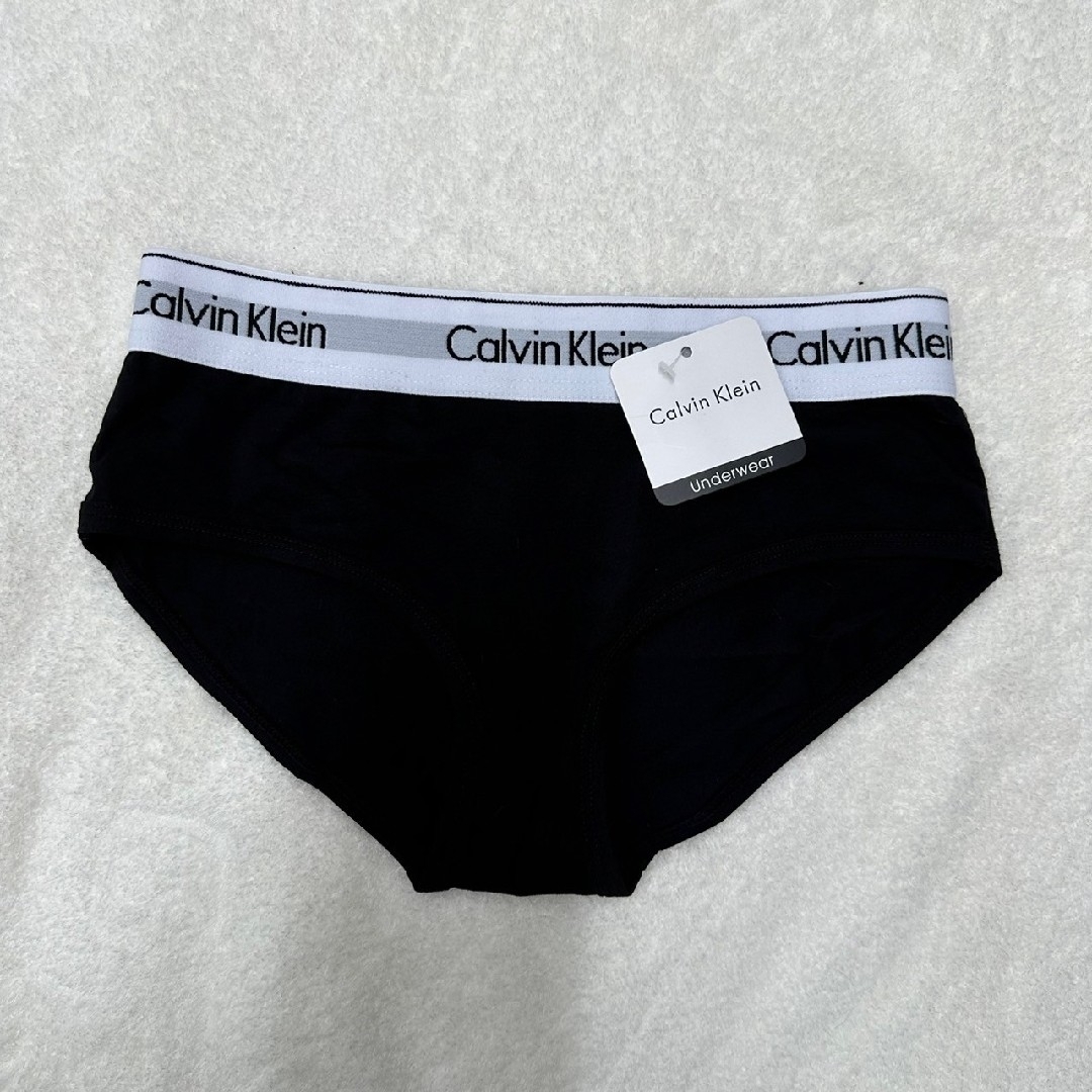 Calvin Klein(カルバンクライン)の新品未使用♡　Lサイズカルバンクライン　レディース　タンクトップショーツセット レディースの下着/アンダーウェア(ブラ&ショーツセット)の商品写真