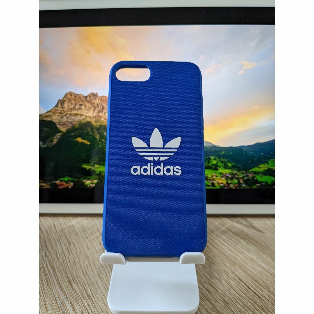 adidas(アディダス)のiPhone SE2/3 アディダス純正品 adidas　iPhone用　ケース スマホ/家電/カメラのスマホアクセサリー(iPhoneケース)の商品写真