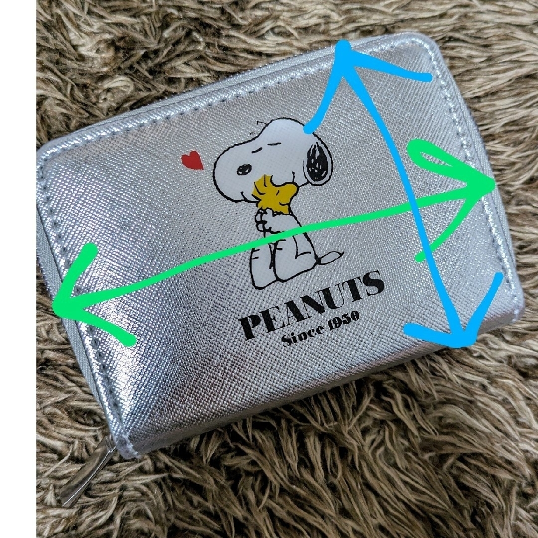 SNOOPY(スヌーピー)のカード入れ レディースのファッション小物(名刺入れ/定期入れ)の商品写真