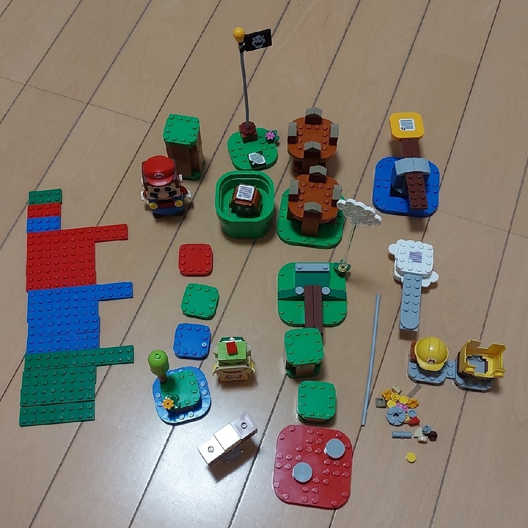 Lego(レゴ)のレゴマリオ　スターターセット　ビルダーマリオ キッズ/ベビー/マタニティのおもちゃ(知育玩具)の商品写真