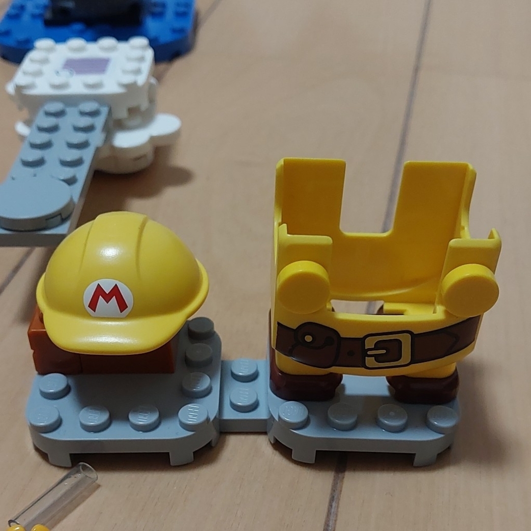 Lego(レゴ)のレゴマリオ　スターターセット　ビルダーマリオ キッズ/ベビー/マタニティのおもちゃ(知育玩具)の商品写真