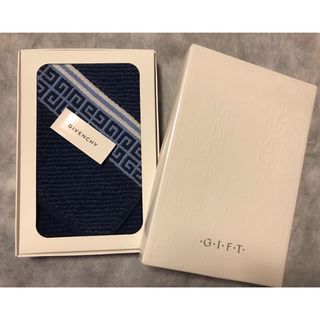 GIVENCHY - GIVENCHYジバンシィ　タオルハンカチ　ネイビー　新品