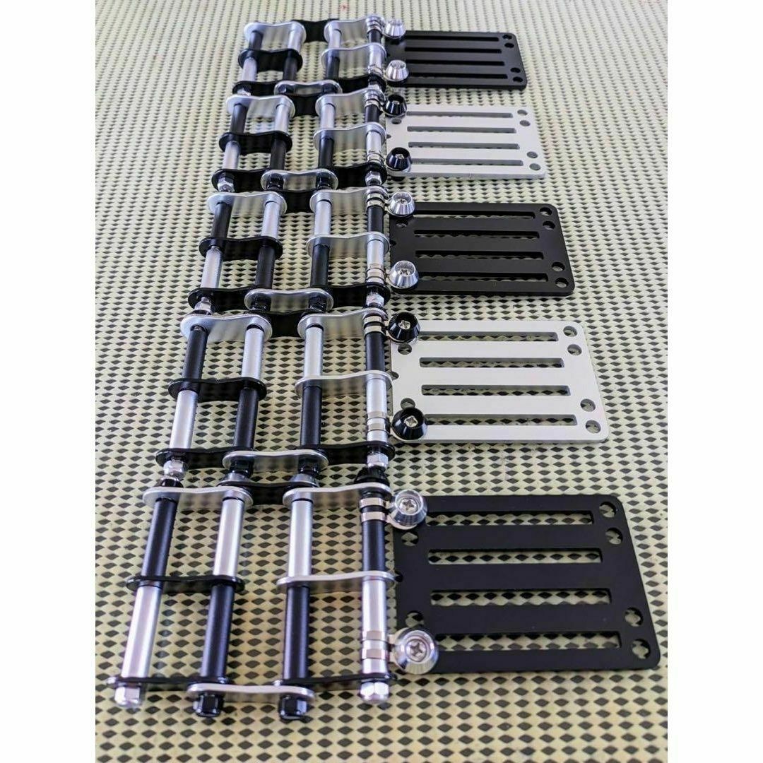 黒×赤 ベルトループ付き3連チェーン ニックス風 腰道具 黒×赤 ベルトループ付き3連チェーン ニックス風 腰道具