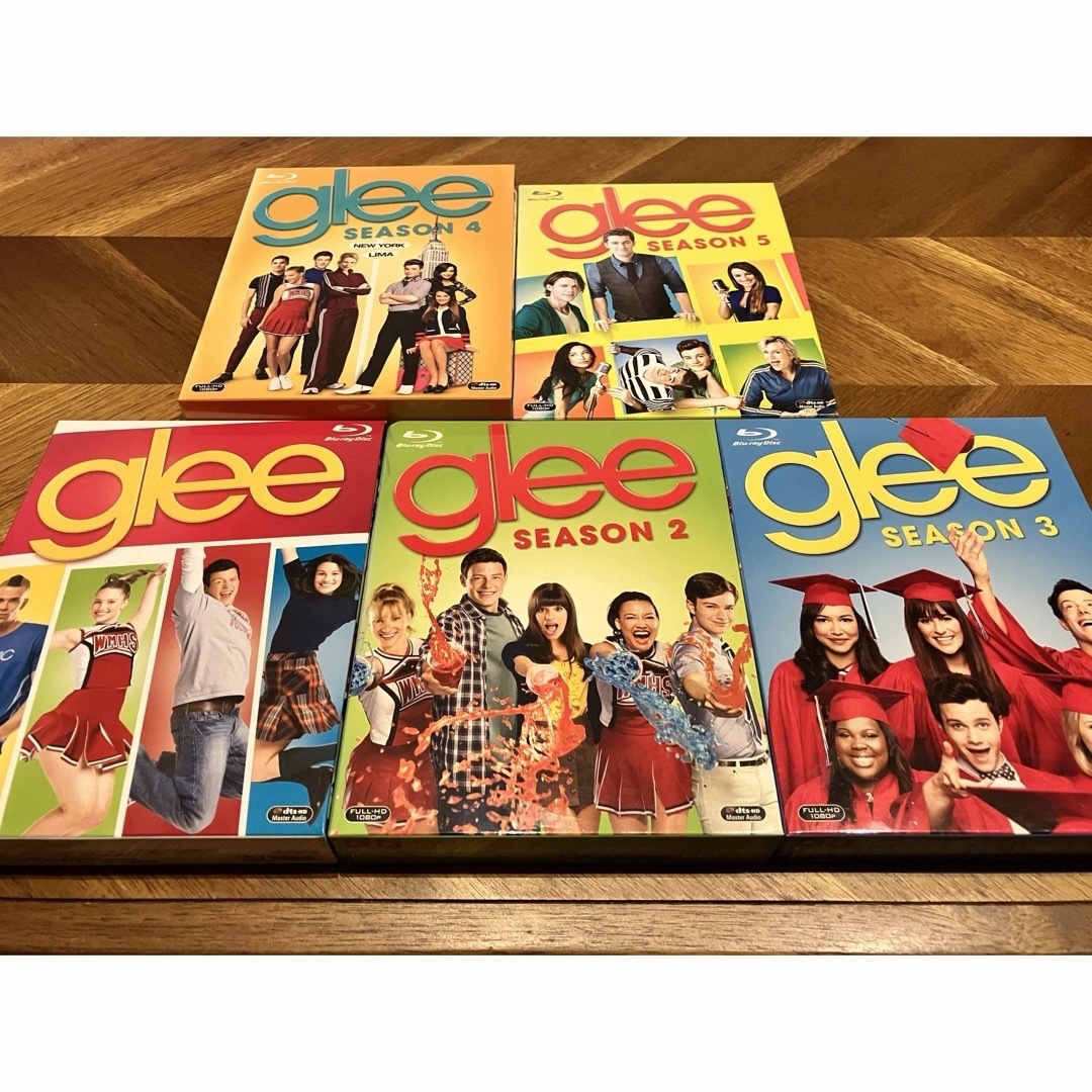 glee Blu-ray Season1〜5 BOXセット エンタメ/ホビーのDVD/ブルーレイ(TVドラマ)の商品写真