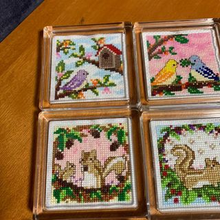 ハンドメイド 　クロスステッチ完成品　動物コースター(その他)