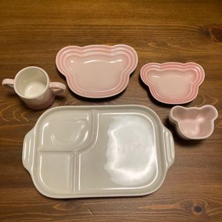 ルクルーゼ(LE CREUSET)のルクルーゼ ベビー 食器 LE CREUSET ミルキーピンク プレート 美品(食器)