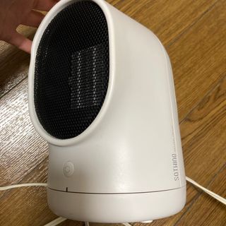 足元ヒーター　電気ヒーター(電気ヒーター)