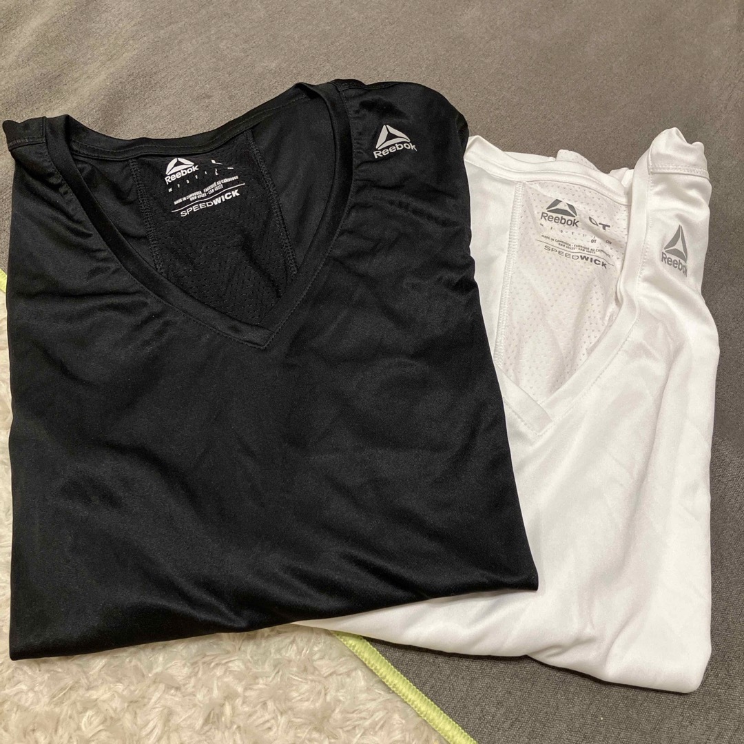 Reebok(リーボック)のReebok 長袖　2枚　ＬOT メンズのトップス(Tシャツ/カットソー(七分/長袖))の商品写真