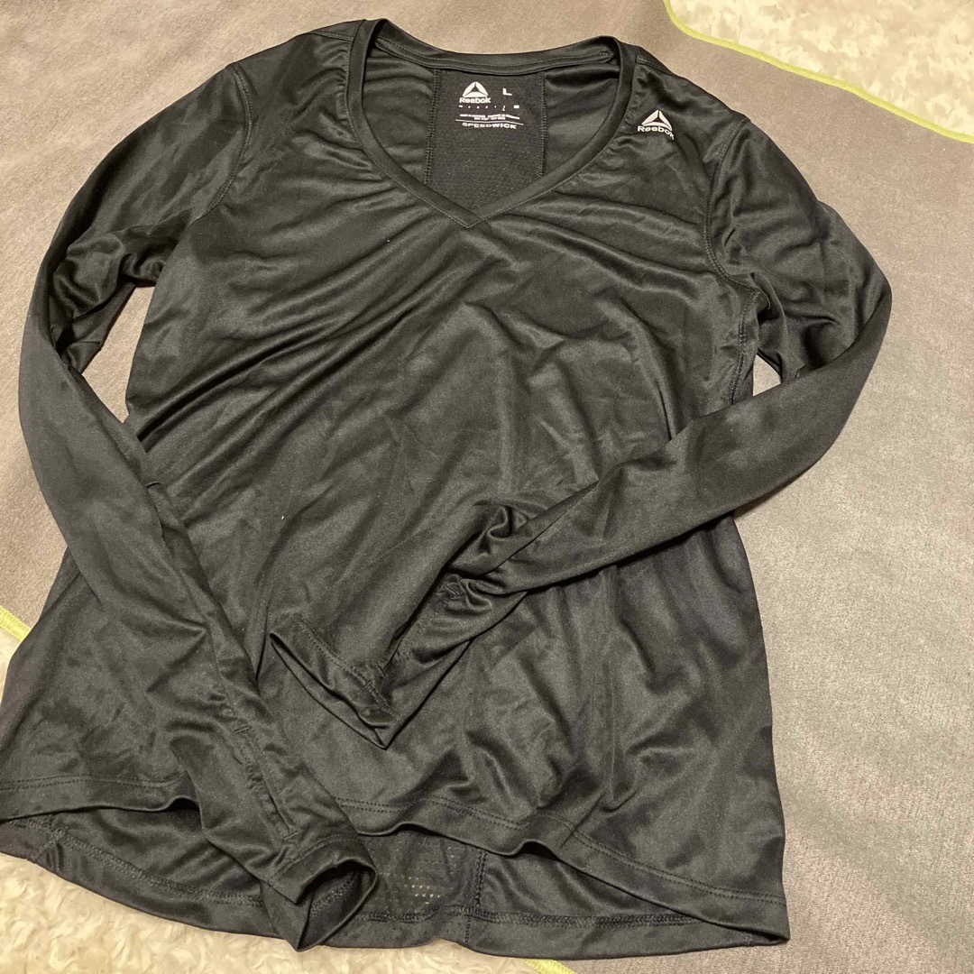 Reebok(リーボック)のReebok 長袖　2枚　ＬOT メンズのトップス(Tシャツ/カットソー(七分/長袖))の商品写真