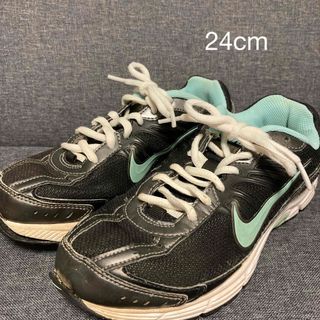 ナイキ(NIKE)の【NIKE】ナイキ レディース ランニングシューズ 24cm(スニーカー)