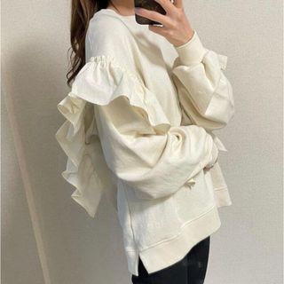 ザラ(ZARA)のZARA♡フリルスウェット(トレーナー/スウェット)