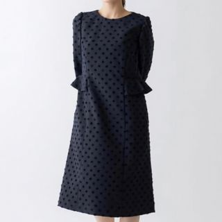 ソーノ(Sono)の完売品　sono dot JACQUARD ラッフルフリルレディワンピース(ひざ丈ワンピース)