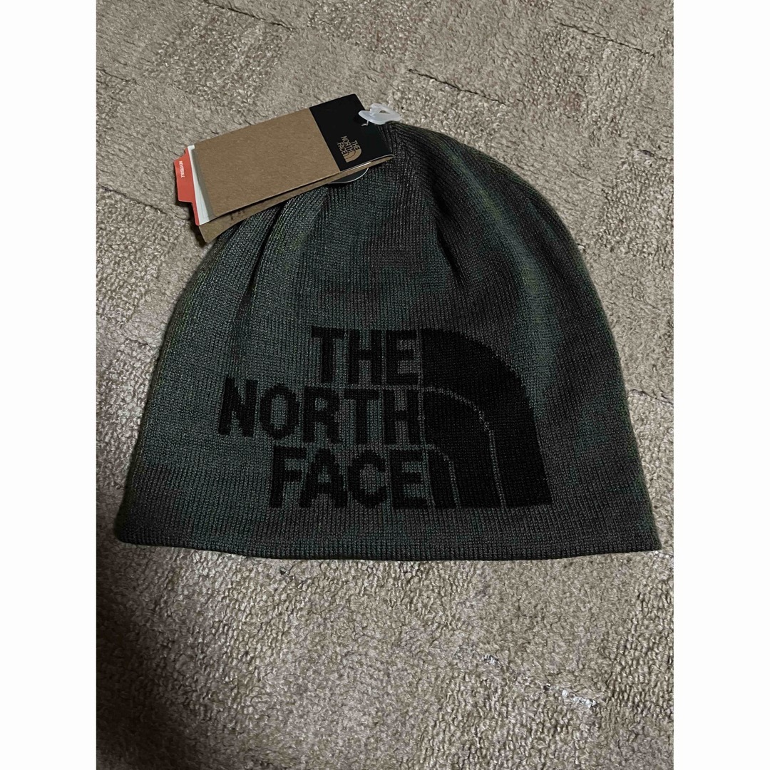 THE NORTH FACE(ザノースフェイス)のノースフェイス　リバーシブル　ビーニー　グリーン メンズの帽子(ニット帽/ビーニー)の商品写真