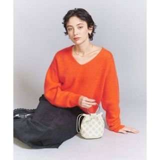 ビューティアンドユースユナイテッドアローズ(BEAUTY&YOUTH UNITED ARROWS)のビューティーアンドユース　ニット　vネック オレンジ(ニット/セーター)