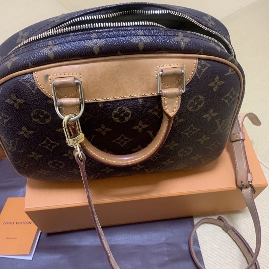 LOUIS VUITTON(ルイヴィトン)の【LV】LOUIS VUITTON ルイヴィトン モノグラム トゥルーヴィル レディースのバッグ(ハンドバッグ)の商品写真