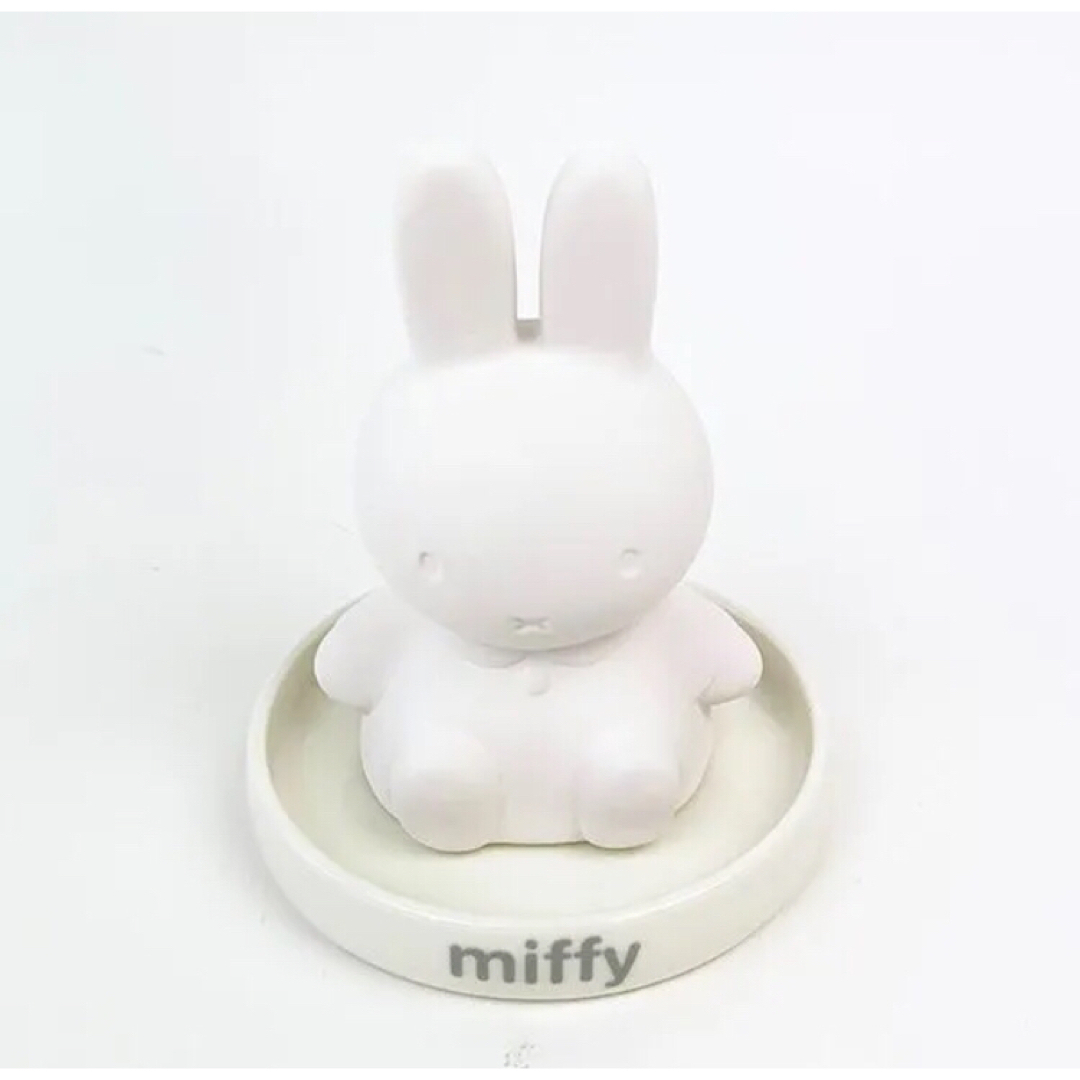 miffy(ミッフィー)のミッフィー 素焼き加湿器 インテリア グッズ ホワイト スマホ/家電/カメラの生活家電(加湿器/除湿機)の商品写真