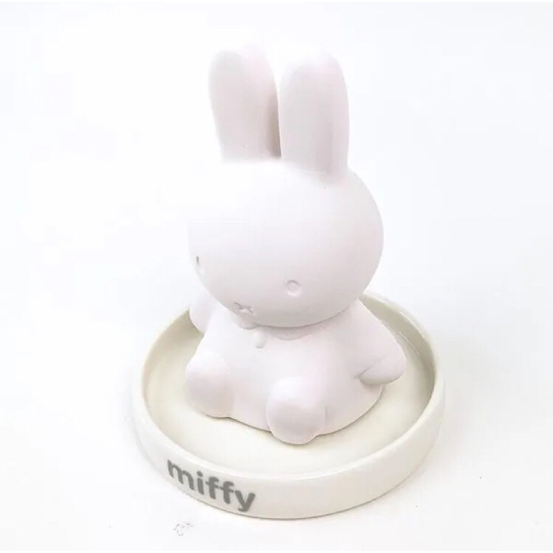 miffy(ミッフィー)のミッフィー 素焼き加湿器 インテリア グッズ ホワイト スマホ/家電/カメラの生活家電(加湿器/除湿機)の商品写真