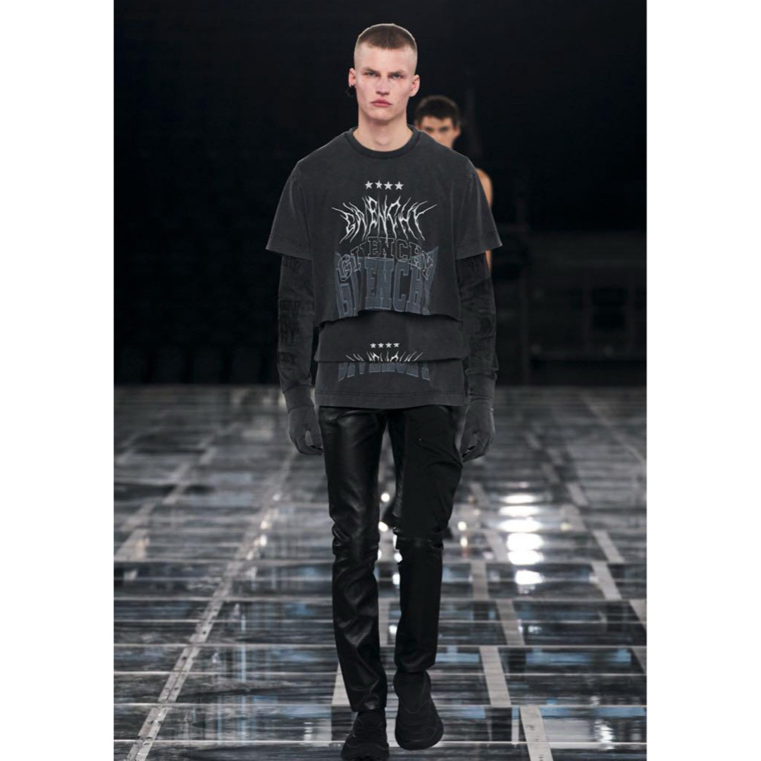 GIVENCHY - 22AW GIVENCHY オーバーラップエフェクト刺繍tシャツ GIVENCHY - 22AW GIVENCHY オーバーラップエフェクト刺繍tシャツ
