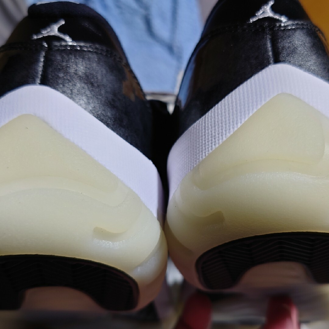 Jordan Brand（NIKE）(ジョーダン)のnike air jordan11 retro low BARONS メンズの靴/シューズ(スニーカー)の商品写真