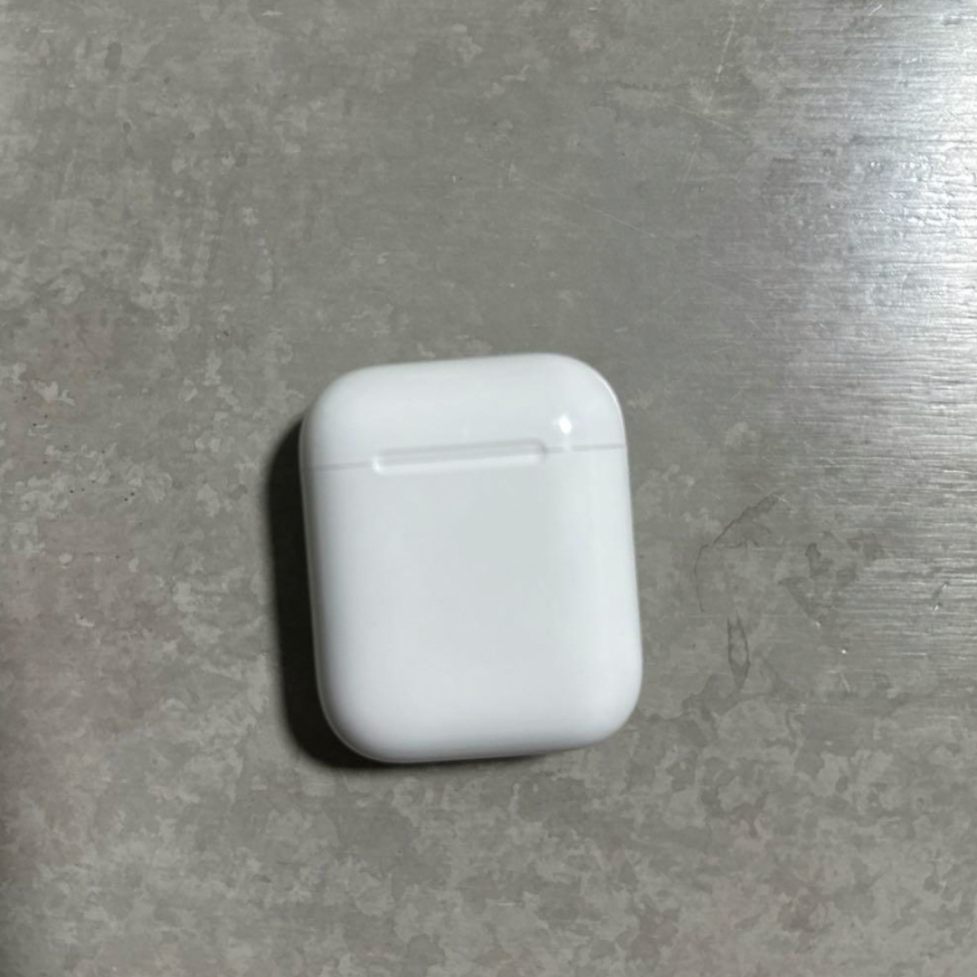 Apple(アップル)の正規品Apple AirPods 第1世代 スマホ/家電/カメラのオーディオ機器(ヘッドフォン/イヤフォン)の商品写真