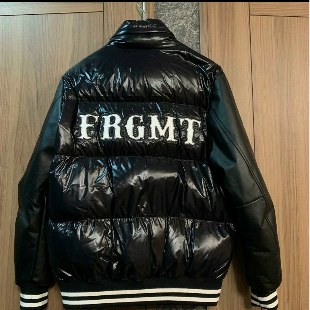 MONCLER(モンクレール)のMONCLER X FRGMT QUINLAN JACKET ダウンスタジャン メンズのジャケット/アウター(スタジャン)の商品写真